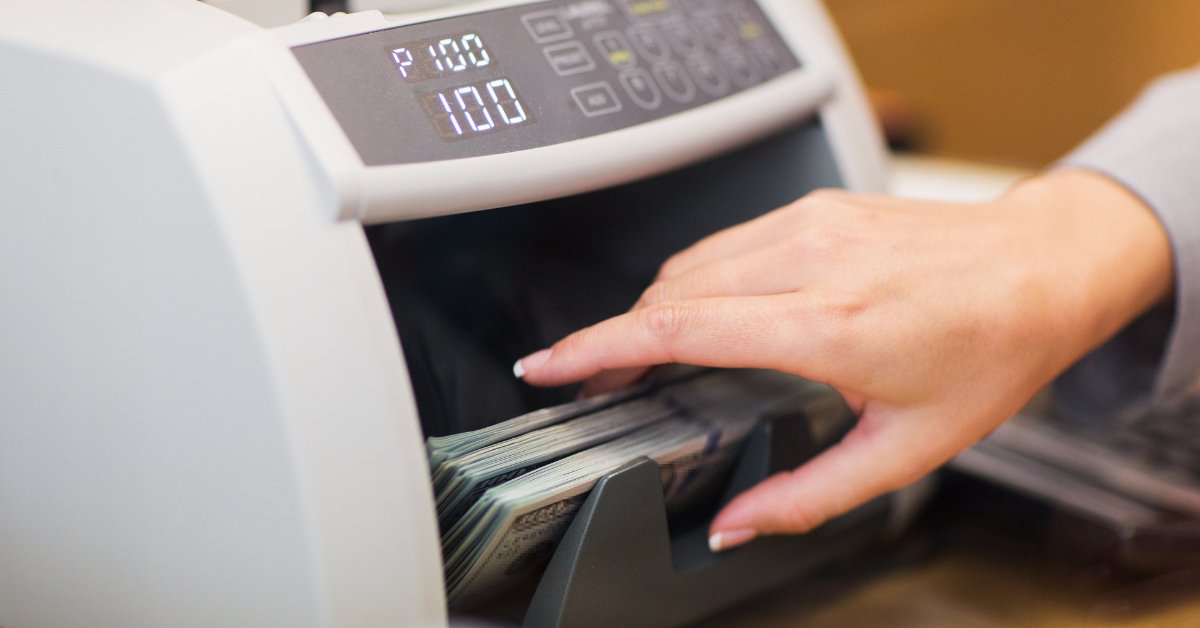 When Is the Right Time to Invest in a Money Counter? - Avansa Business Technologies